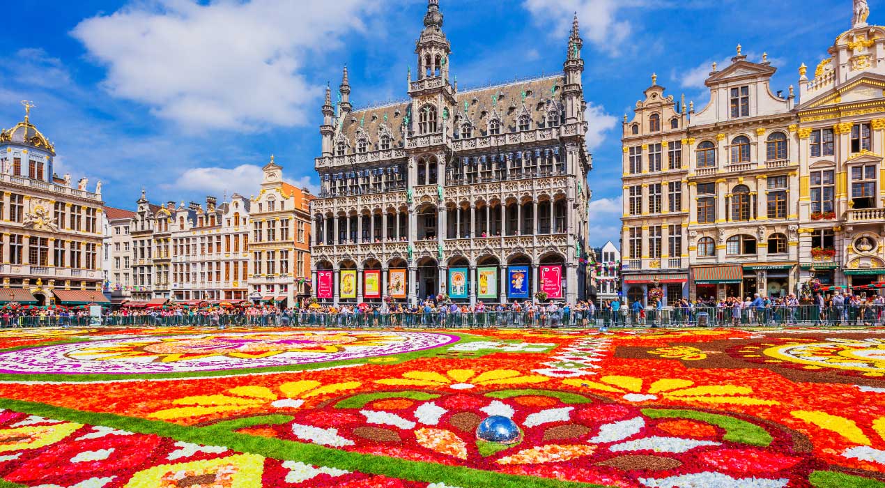 Summer - Premium European Experience with 3 Nights Mediterranean Cruise 18 Days Tour Package