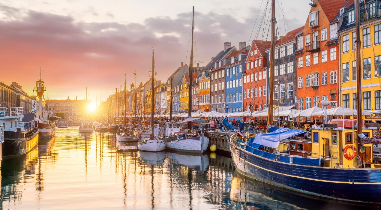 Summer - Premium All of Scandinavia 11 Days Tour Package