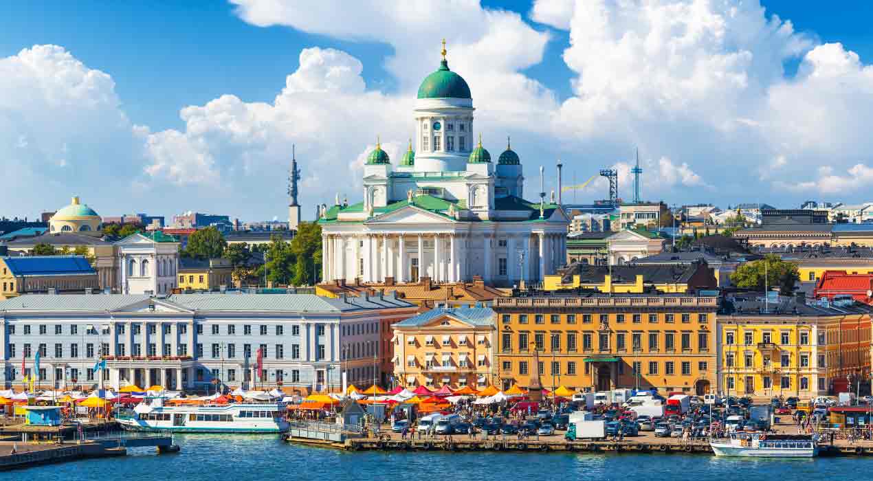 Summer - Premium All of Scandinavia with Baltics 14 Days Tour Package
